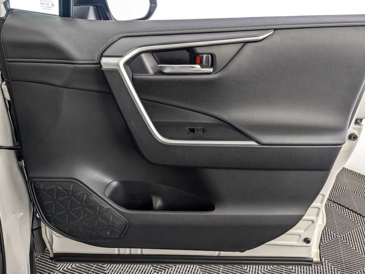 Toyota RAV4, 2021 Фото №21