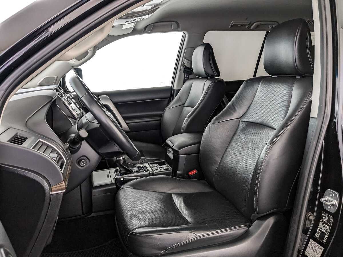 Toyota Land Cruiser Prado, 2018 Фото №15