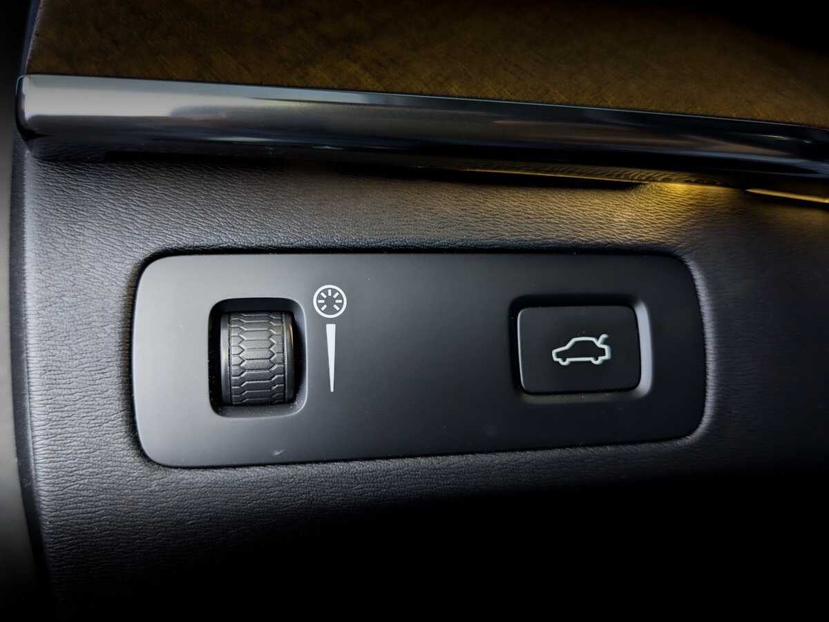 Volvo XC90, 2022 Фото №22