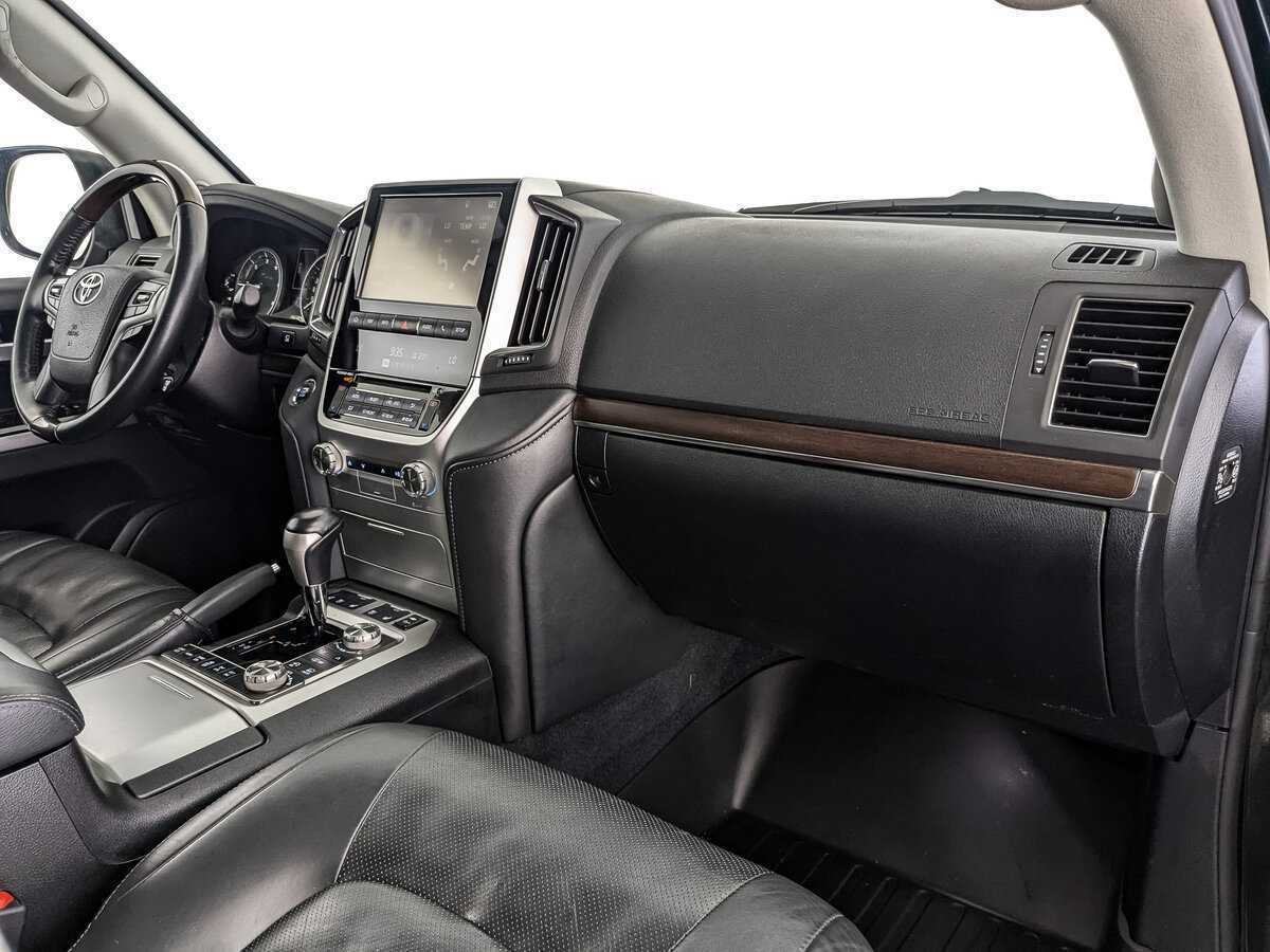 Toyota Land Cruiser, 2017 Фото №9