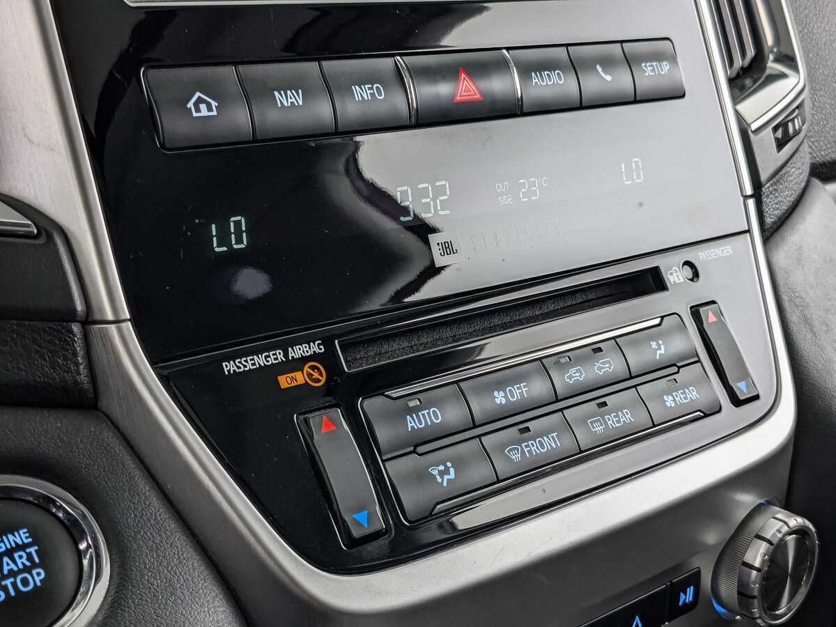 Toyota Land Cruiser, 2017 Фото №22