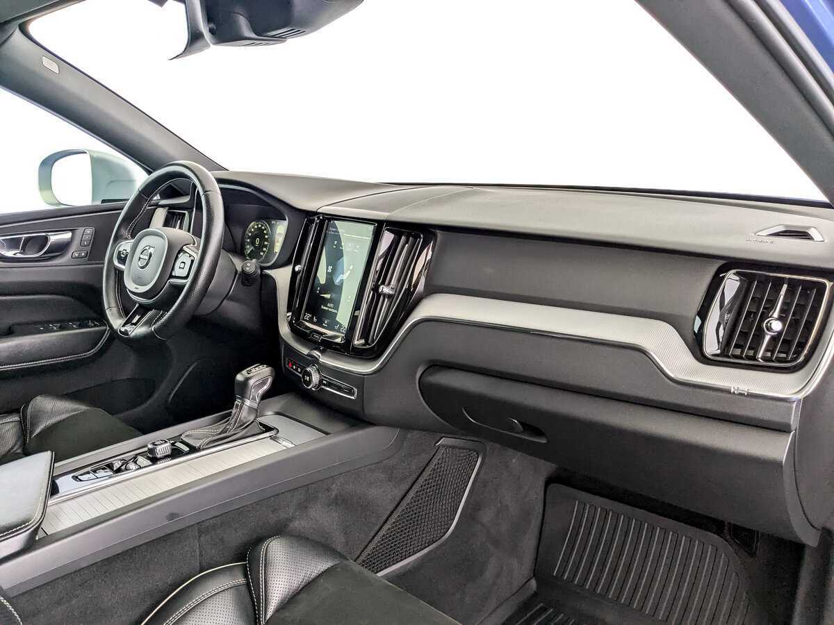 Volvo XC60, 2018 Фото №9
