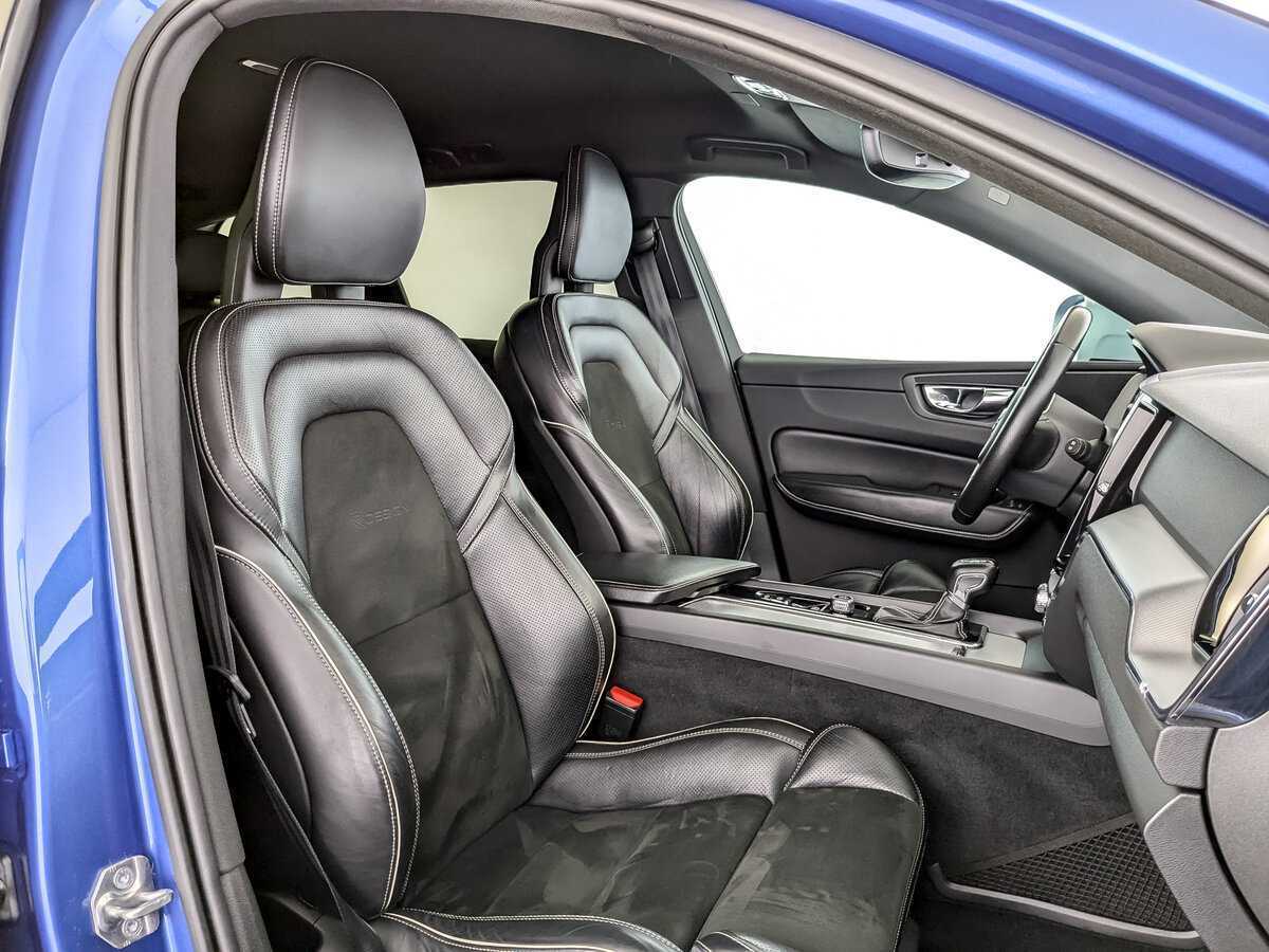 Volvo XC60, 2018 Фото №21