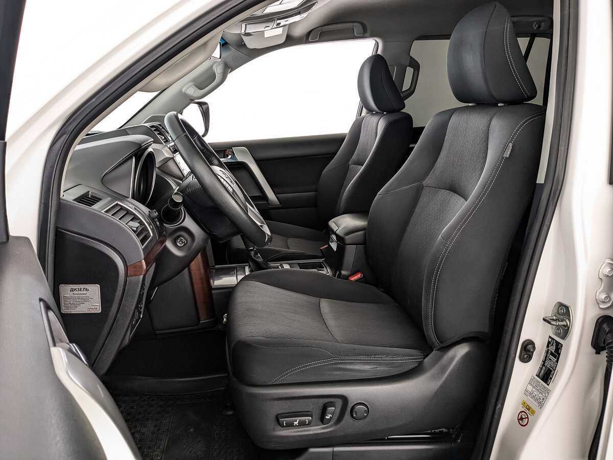 Toyota Land Cruiser Prado, 2016 Фото №16