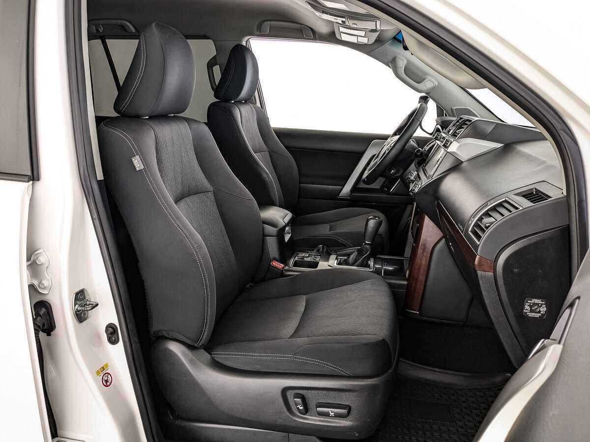 Toyota Land Cruiser Prado, 2016 Фото №20