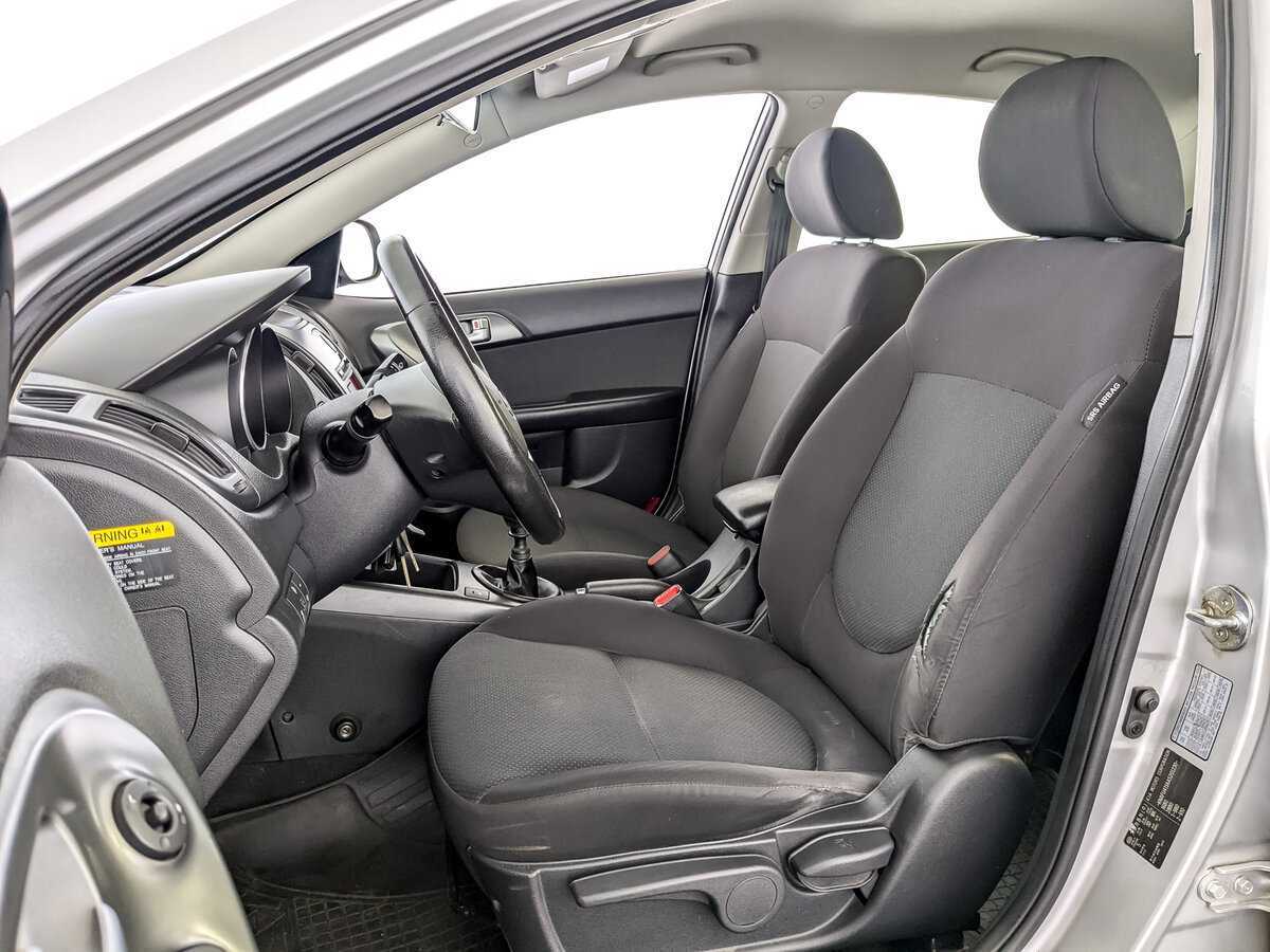Kia Cerato 5-speed, 2010 Фото №16