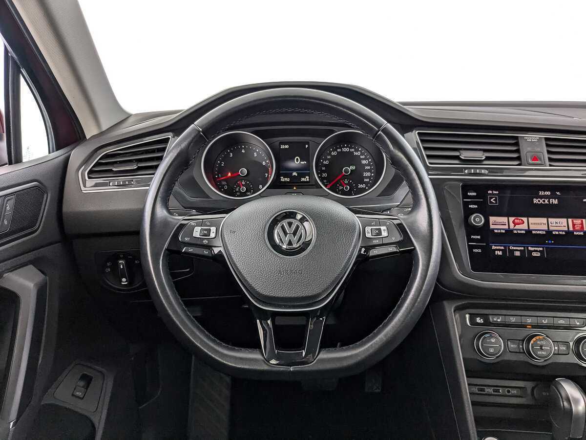 Volkswagen Tiguan, 2020 Фото №18