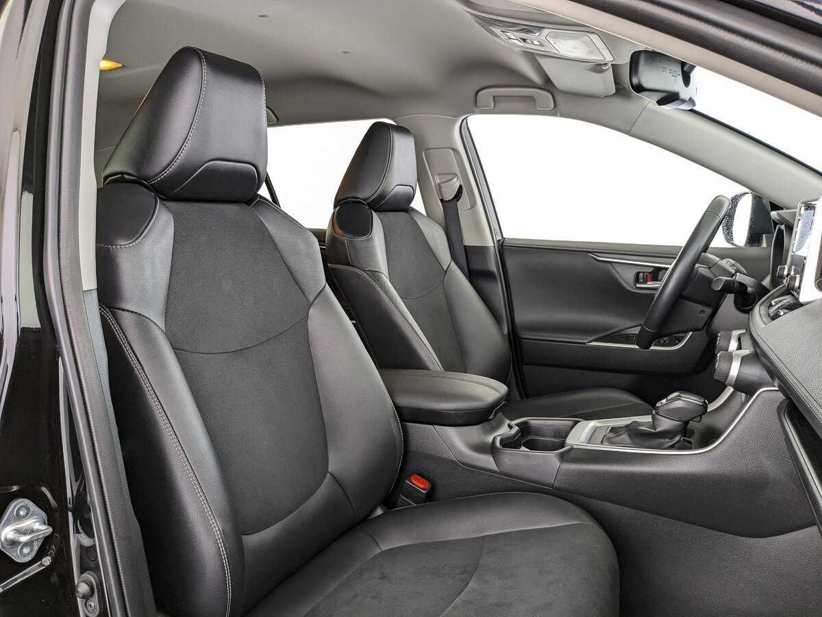 Toyota RAV4, 2021 Фото №20