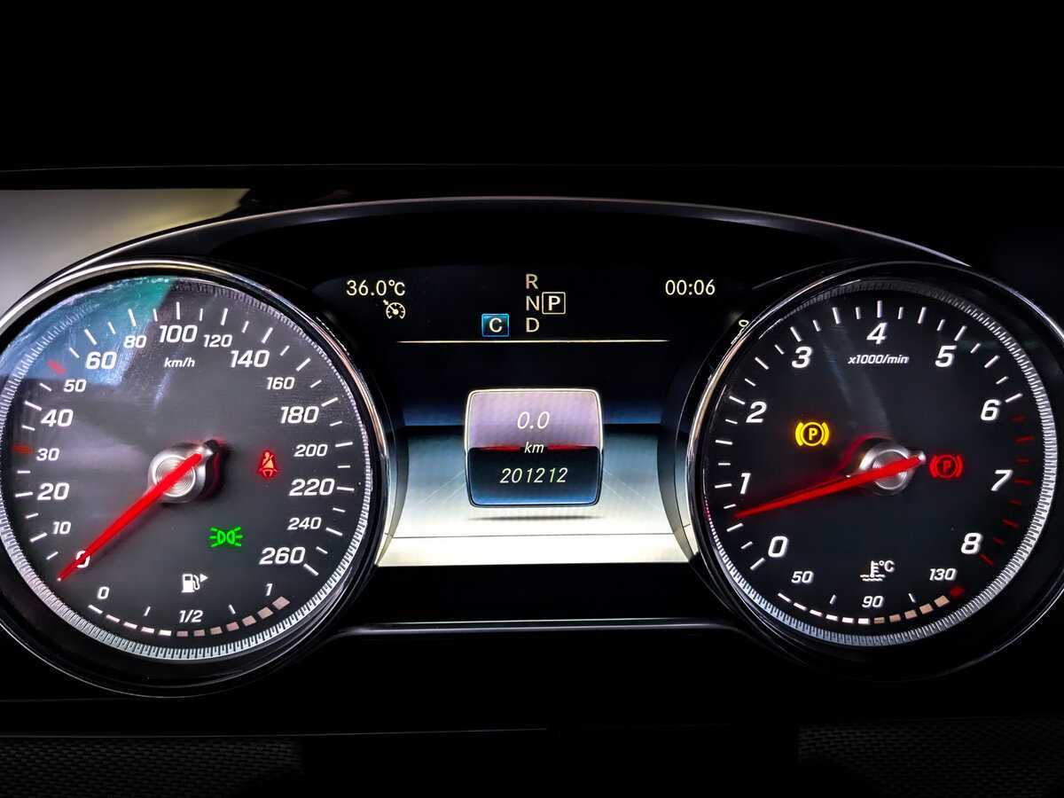 Mercedes-Benz E-Класс 200, 2018 Фото №11