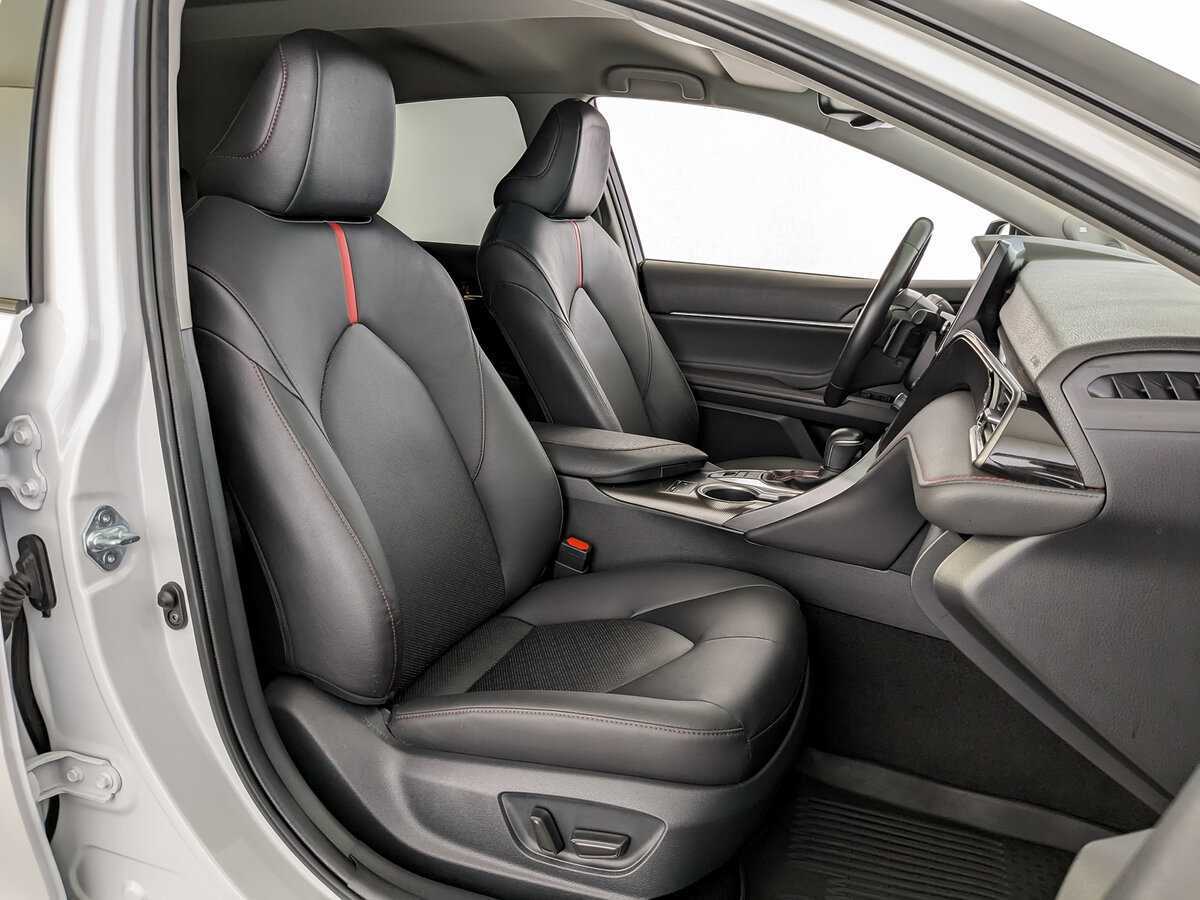 Toyota Camry, 2022 Фото №20