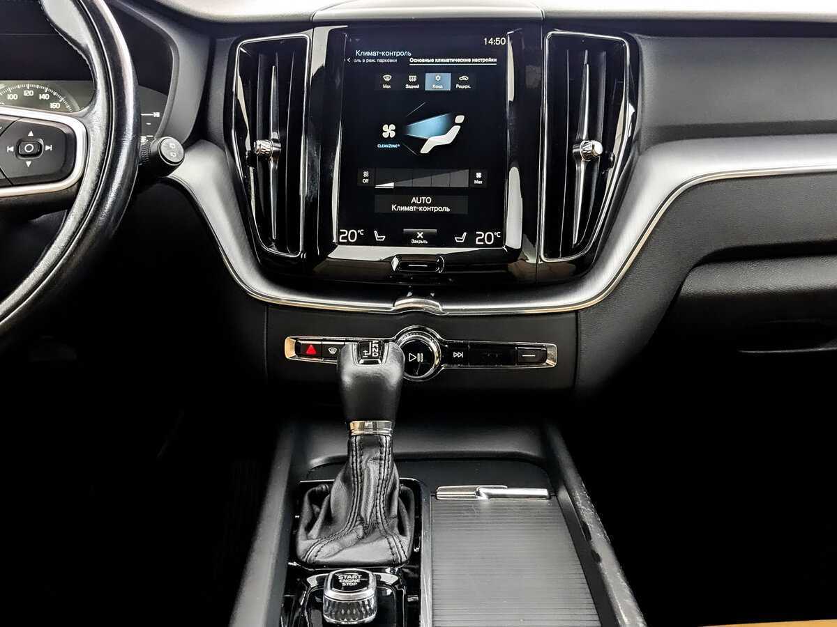 Volvo XC60, 2018 Фото №12