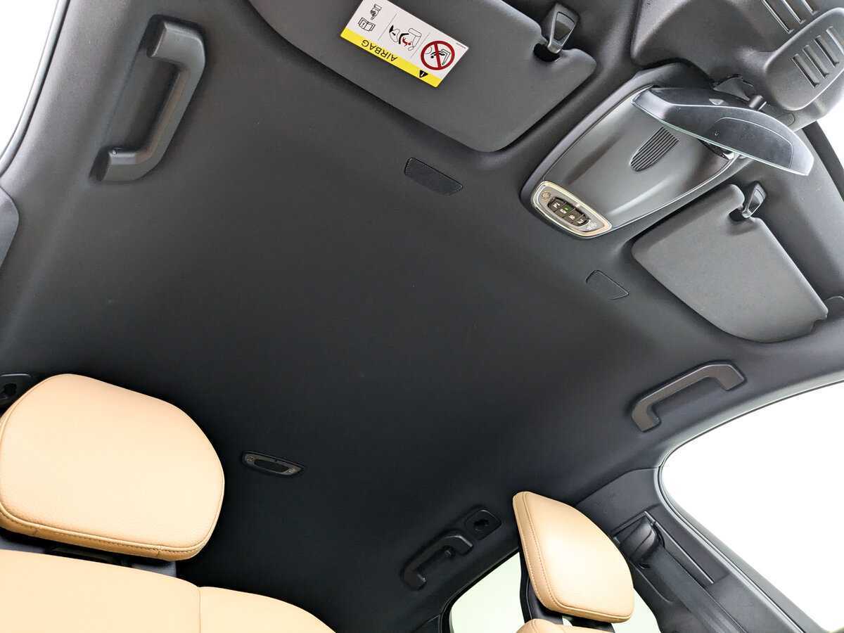 Volvo XC60, 2018 Фото №16