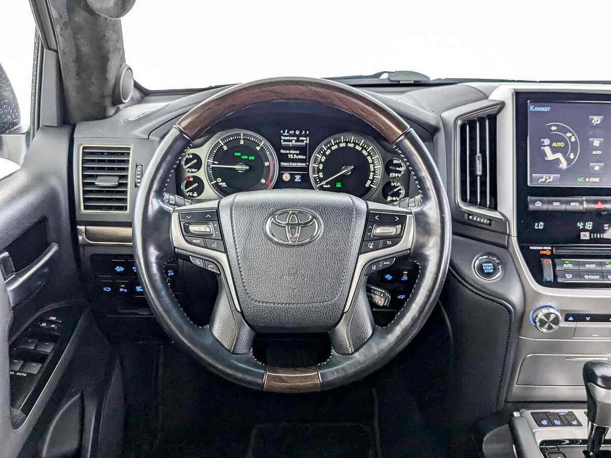 Toyota Land Cruiser, 2016 Фото №17
