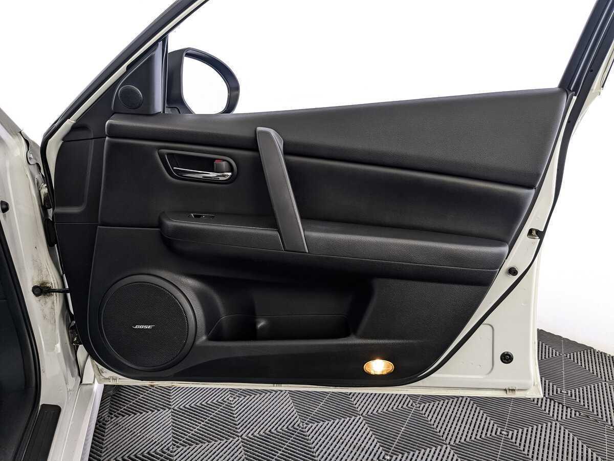 Mazda 6, 2011 Фото №21