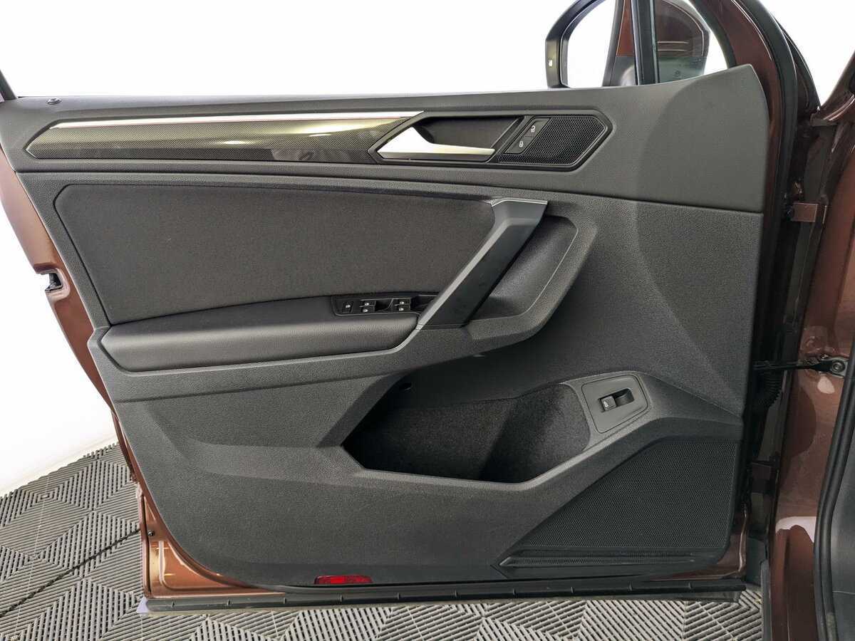Volkswagen Tiguan, 2021 Фото №12