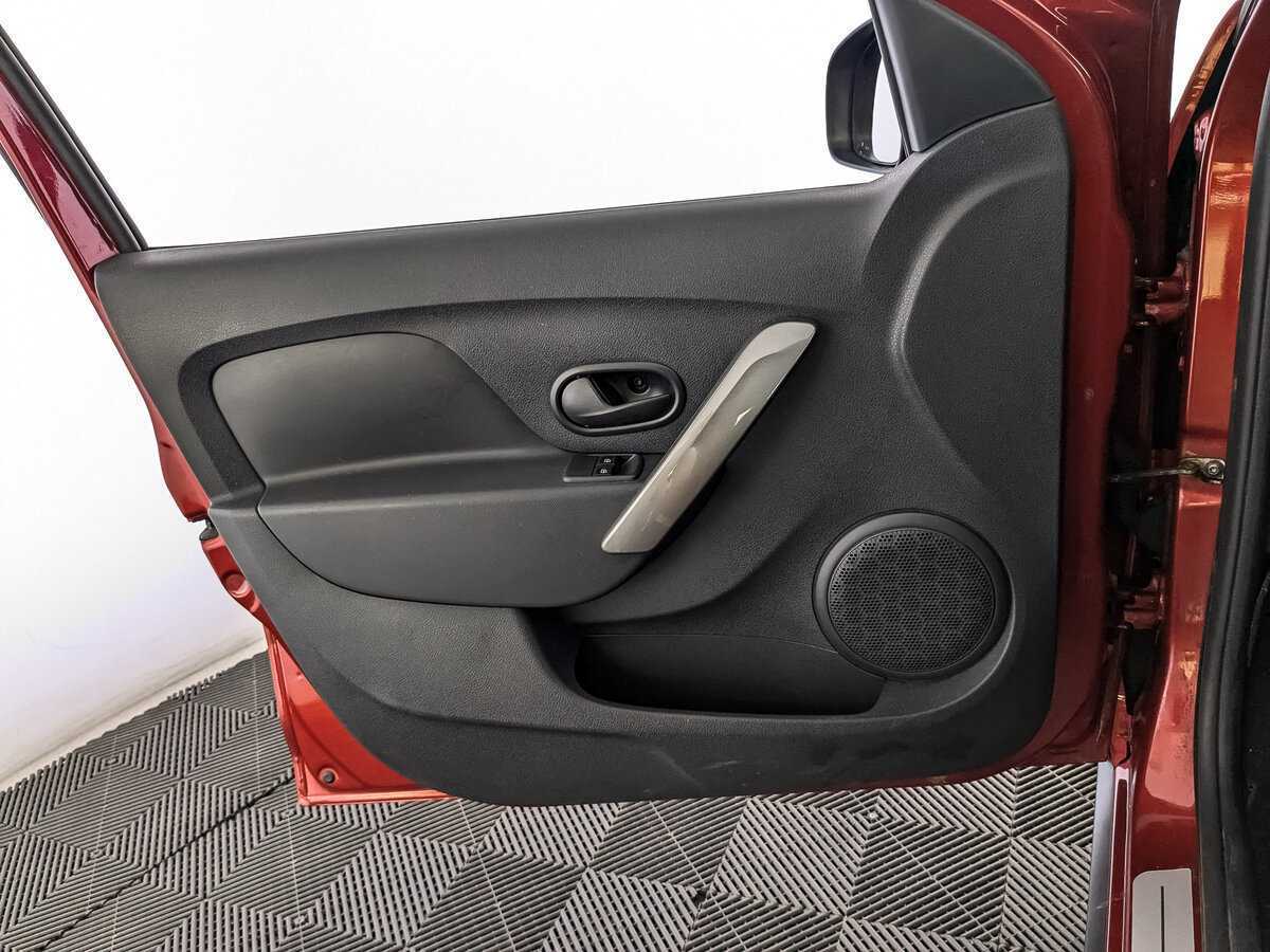 Renault Logan, 2019 Фото №15