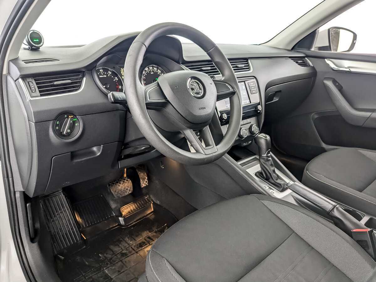 Skoda Octavia, 2017 Фото №14