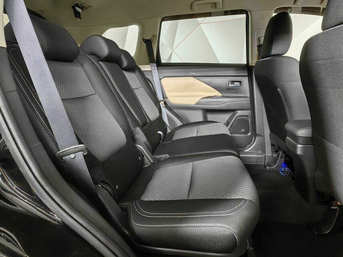 Mitsubishi Outlander, 2019 Фото №12