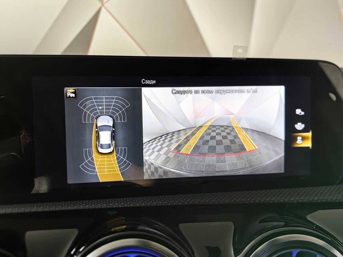 Mercedes-Benz CLA 200, 2020 Фото №17