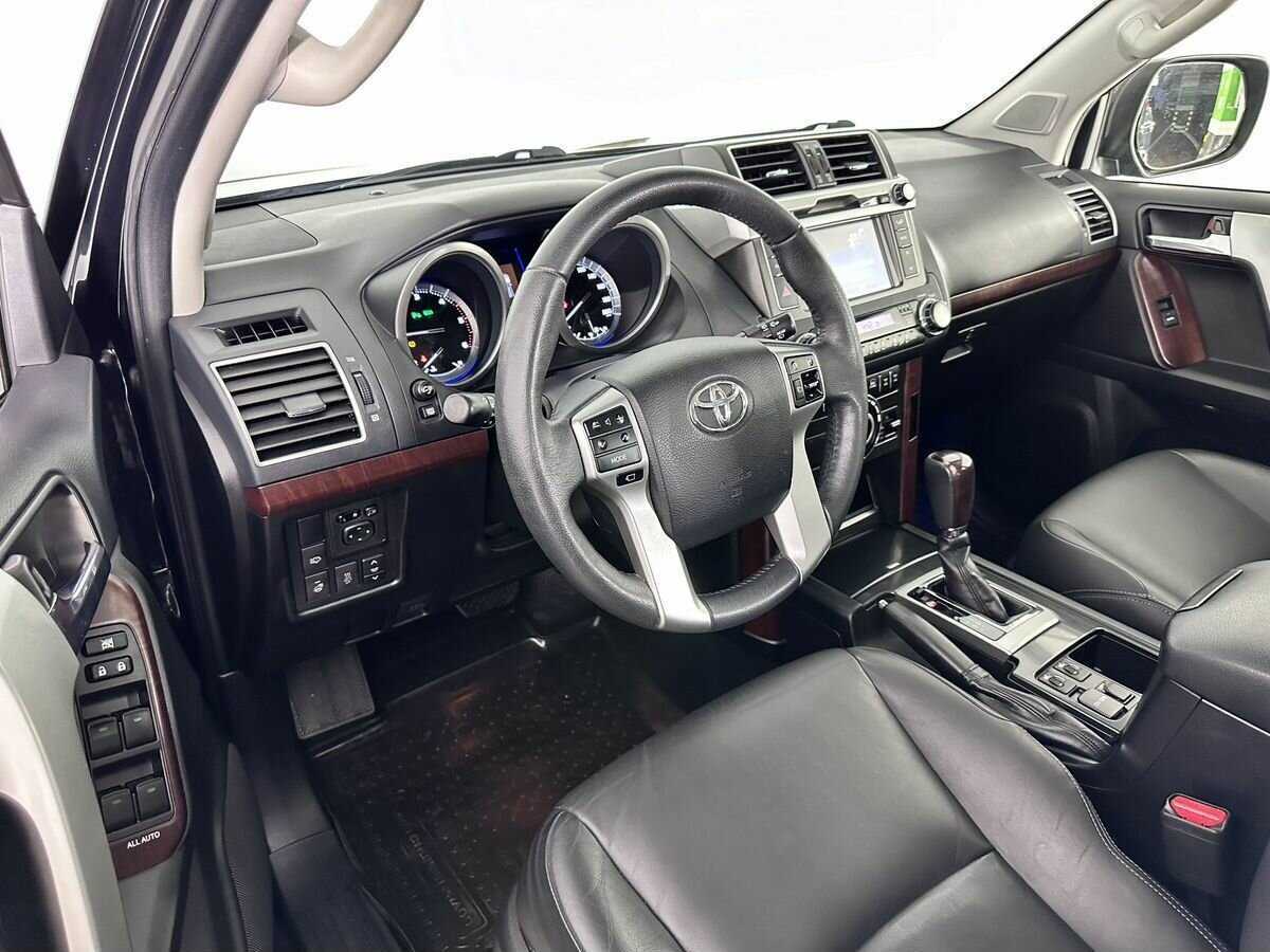 Toyota Land Cruiser Prado, 2017 - 41 526 км. | Фото №7