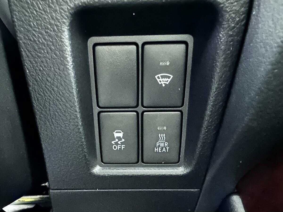 Toyota Land Cruiser Prado, 2017 Фото №17