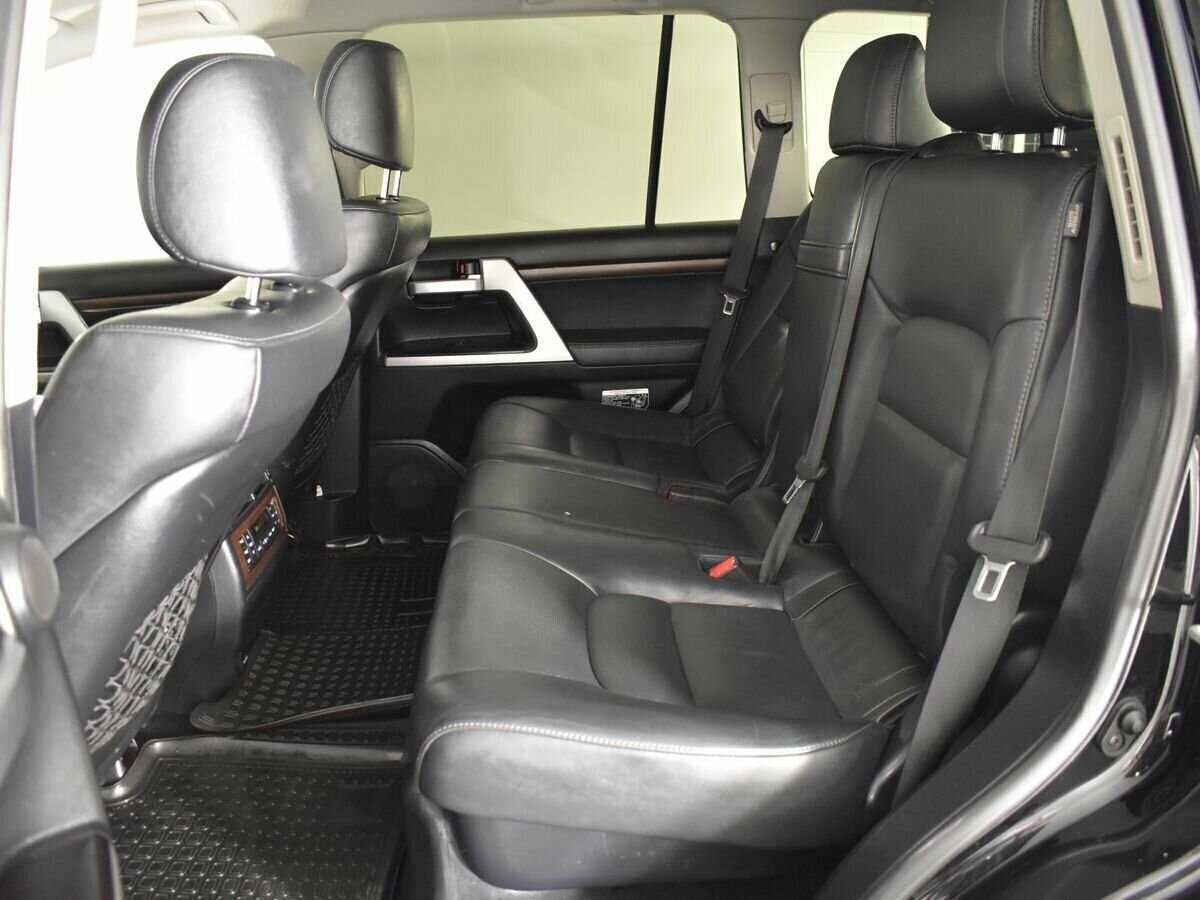 Toyota Land Cruiser, 2017 Фото №19