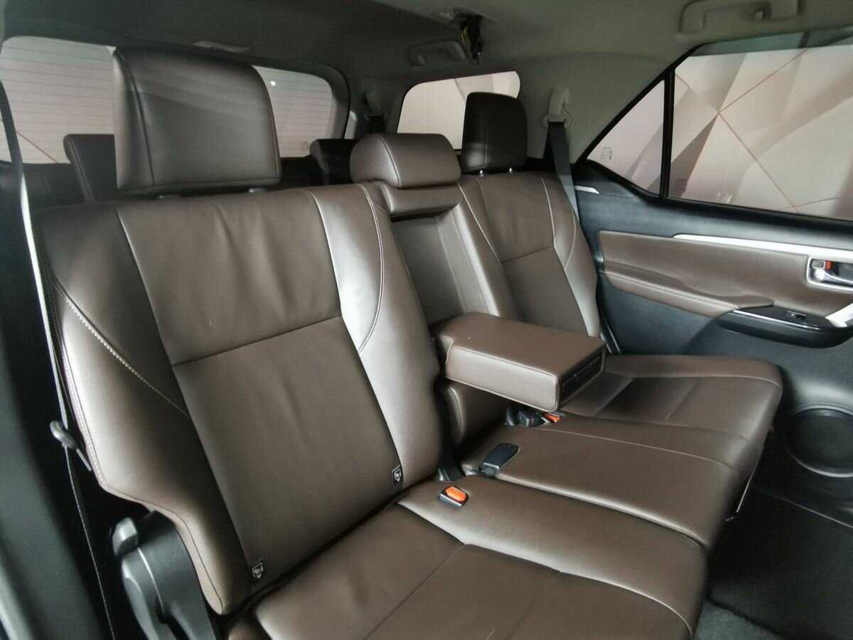 Toyota Fortuner, 2019 Фото №13