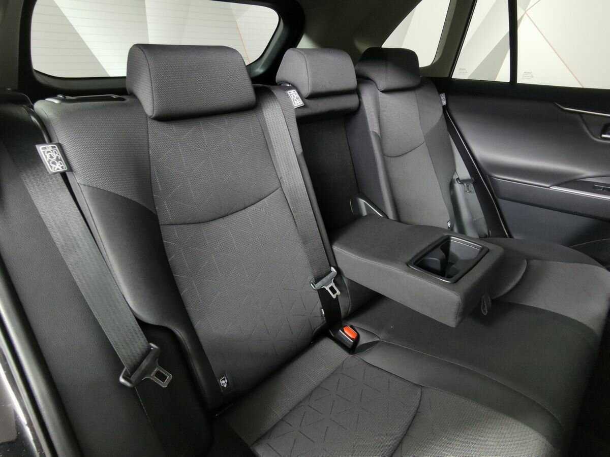 Toyota RAV4, 2021 Фото №13