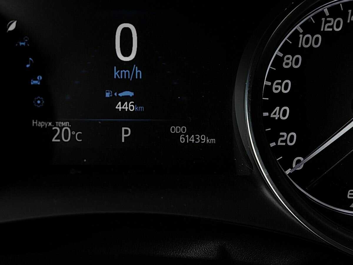 Toyota Camry, 2022 Фото №15