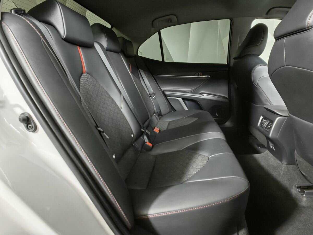 Toyota Camry, 2021 Фото №12