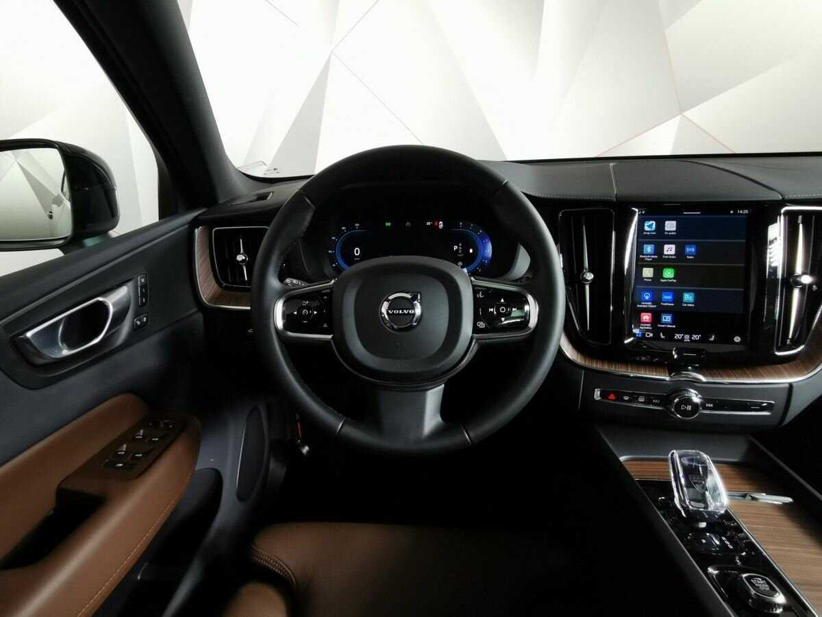Volvo XC60, 2023 Фото №14