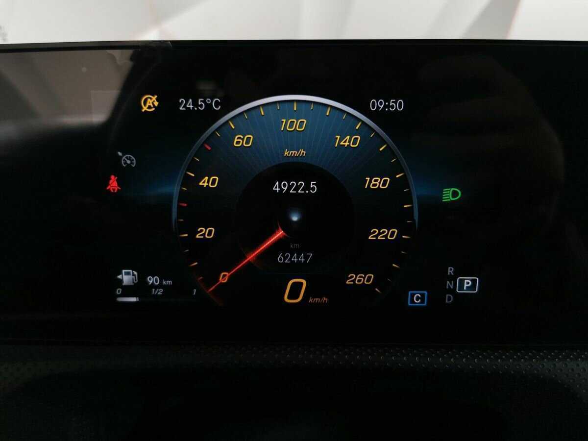 Mercedes-Benz CLA 200, 2020 Фото №16