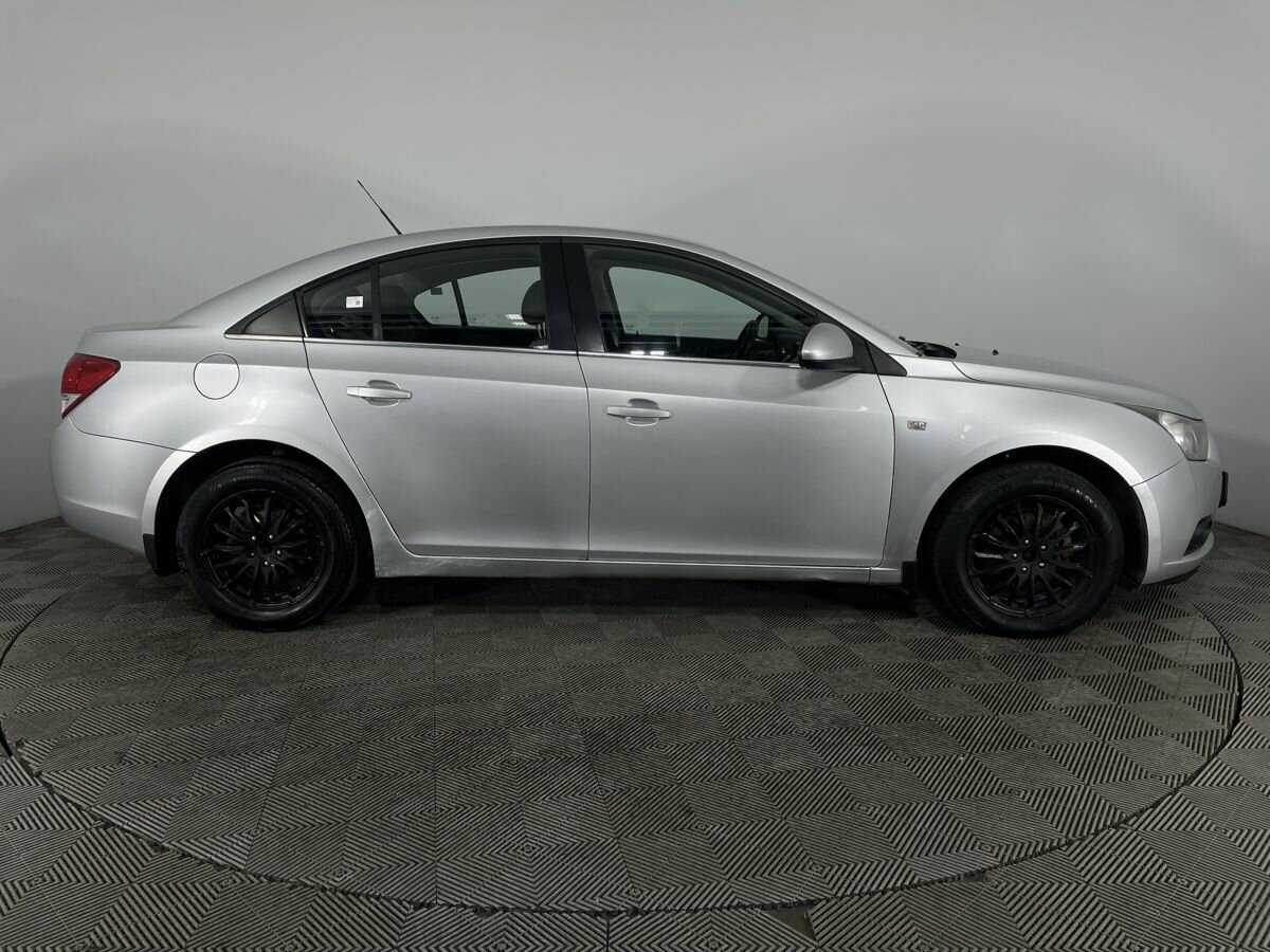 Chevrolet Cruze, 2010 - 250 862 км. | Фото №4