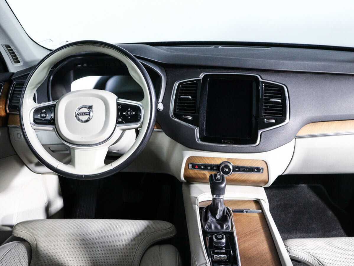 Volvo XC90, 2017 Фото №12
