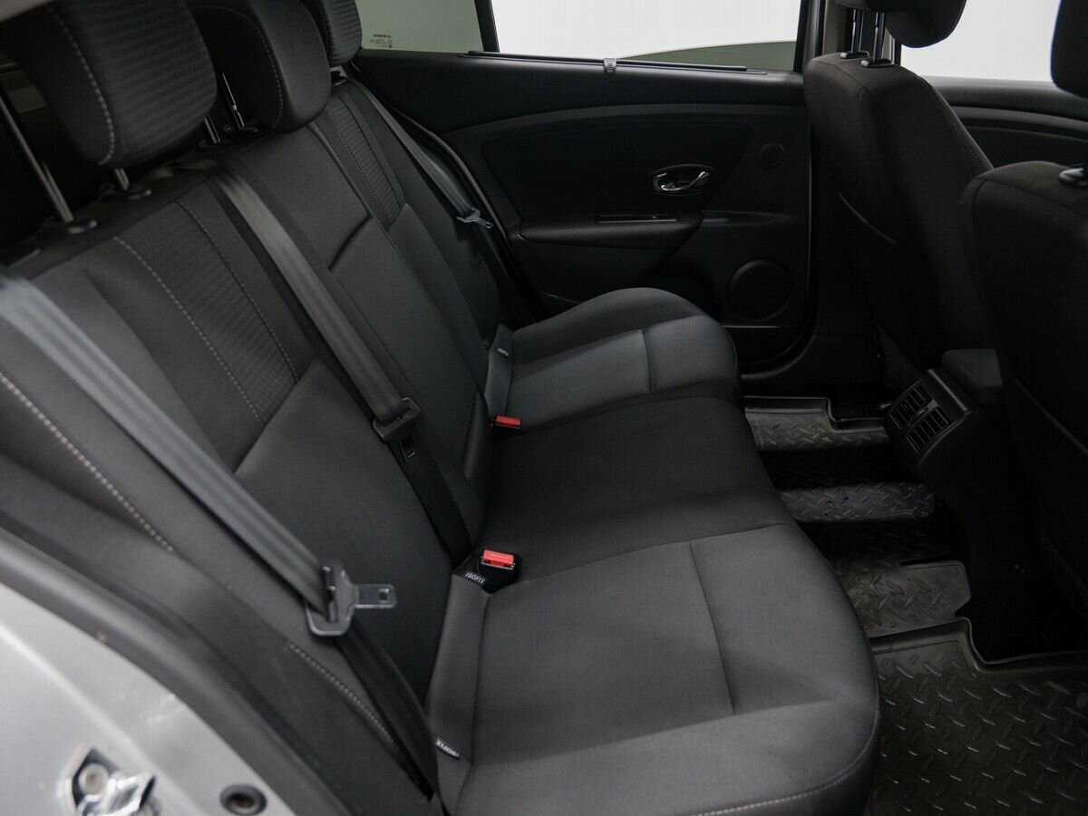 Renault Fluence, 2013 Фото №9