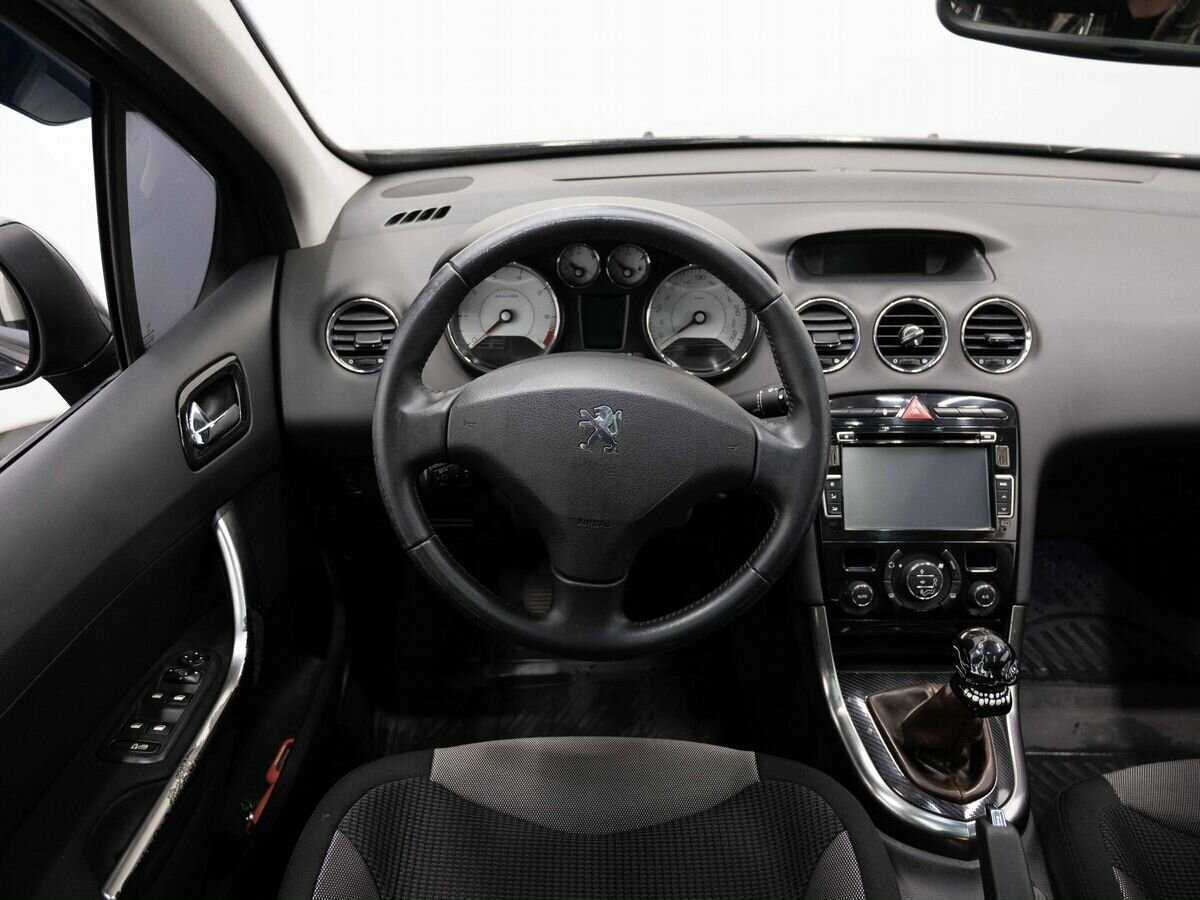 Peugeot 308, 2010 Фото №15