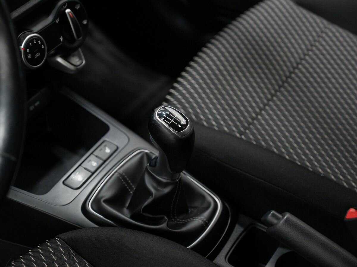 Kia Rio, 2019 Фото №17