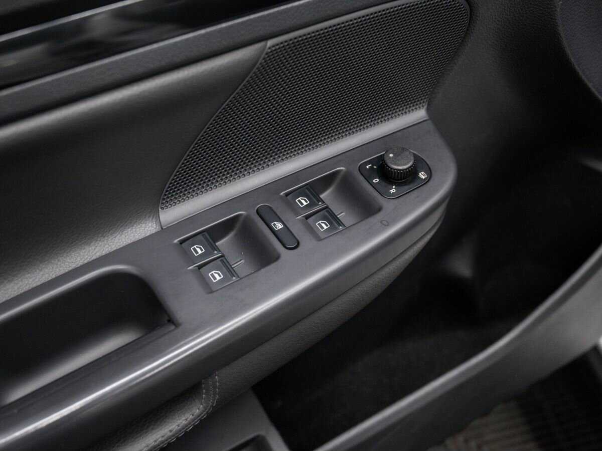 Volkswagen Golf, 2008 Фото №15