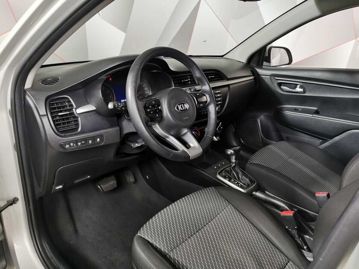 Kia Rio, 2018 Фото №14