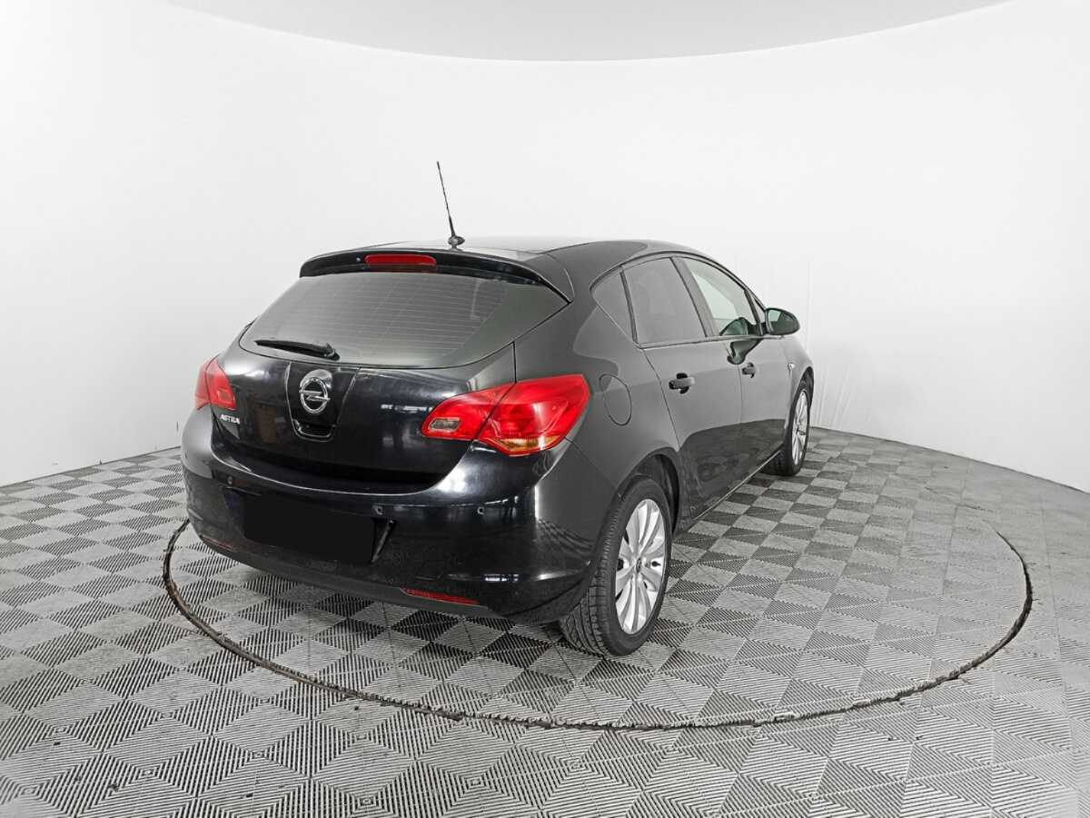 Opel Astra, 2011 - 140 202 км. | Фото №5
