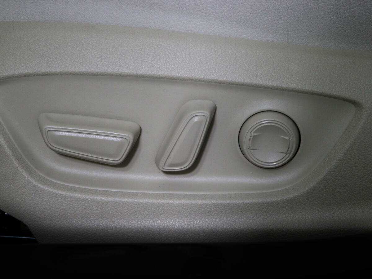 Toyota Camry, 2021 Фото №19