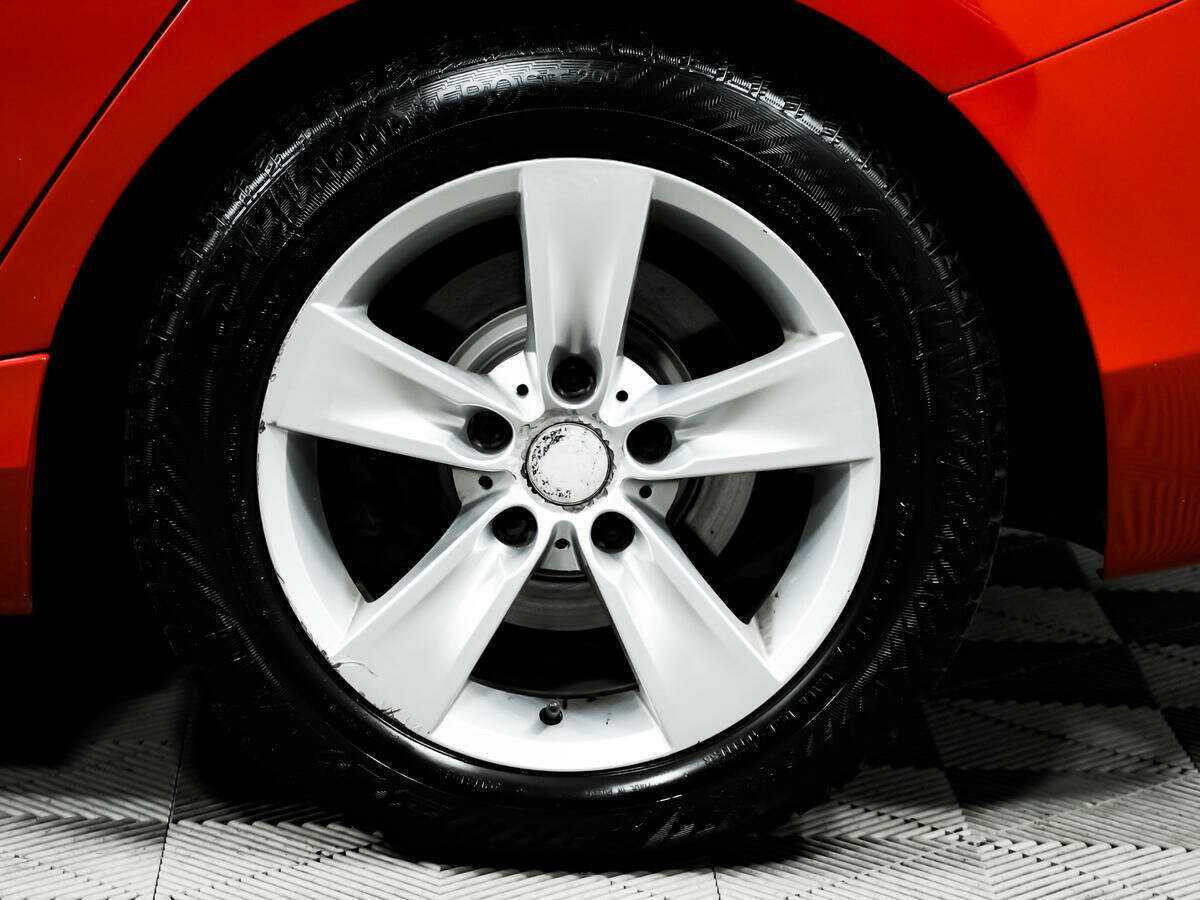 BMW 1 серии 116i, 2012 Фото №14