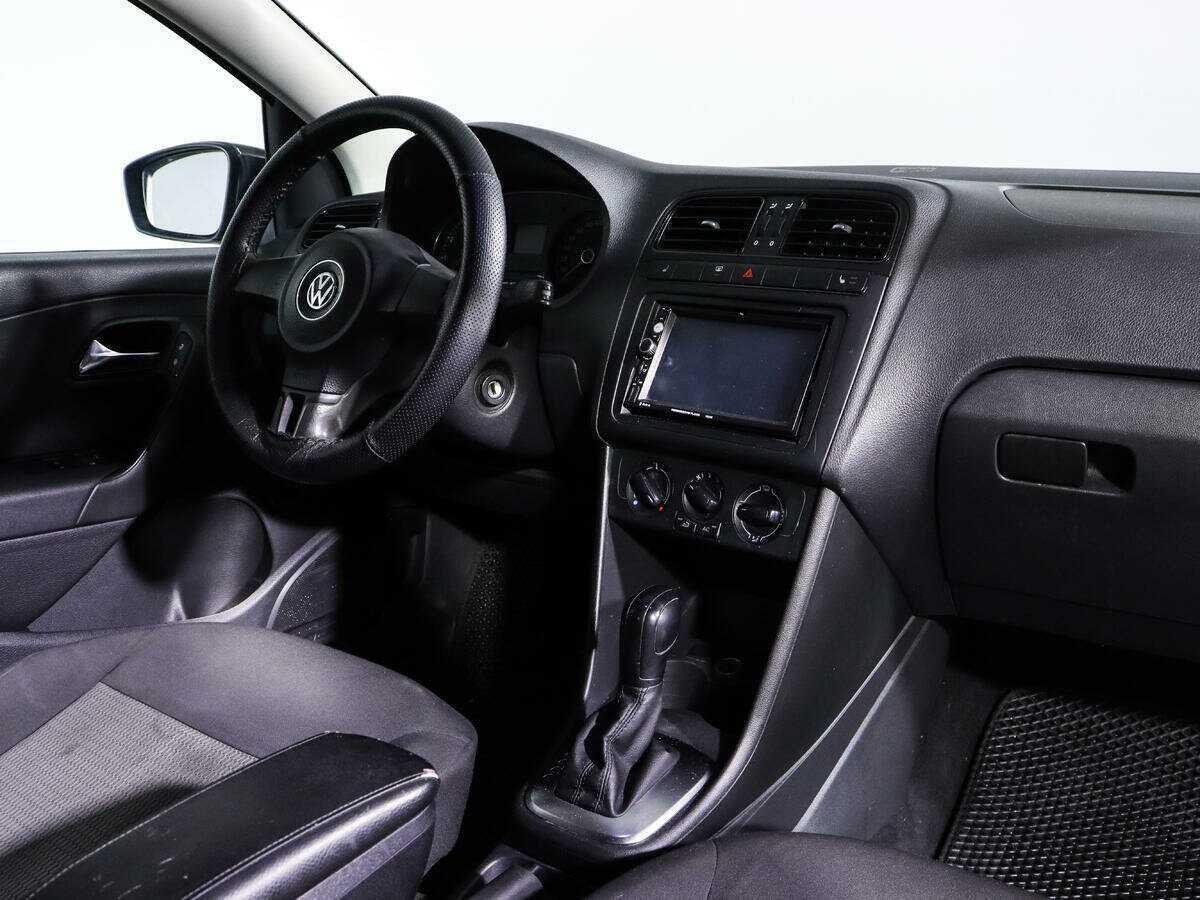 Volkswagen Polo, 2011 Фото №9