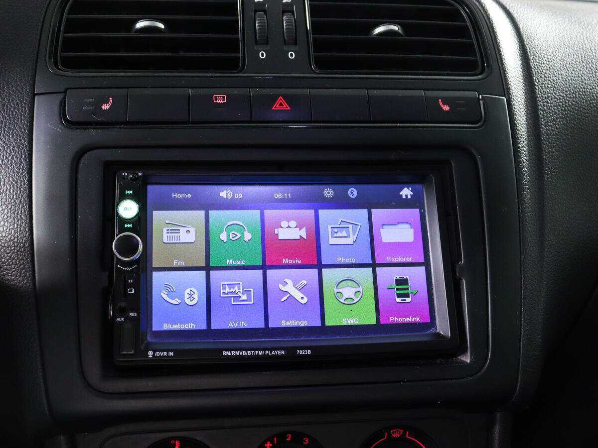 Volkswagen Polo, 2011 Фото №15