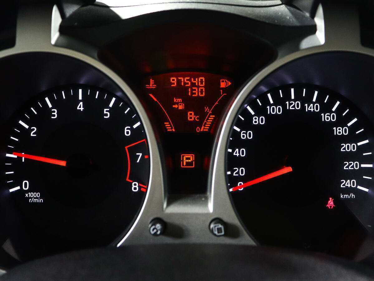 Nissan Juke, 2011 Фото №9