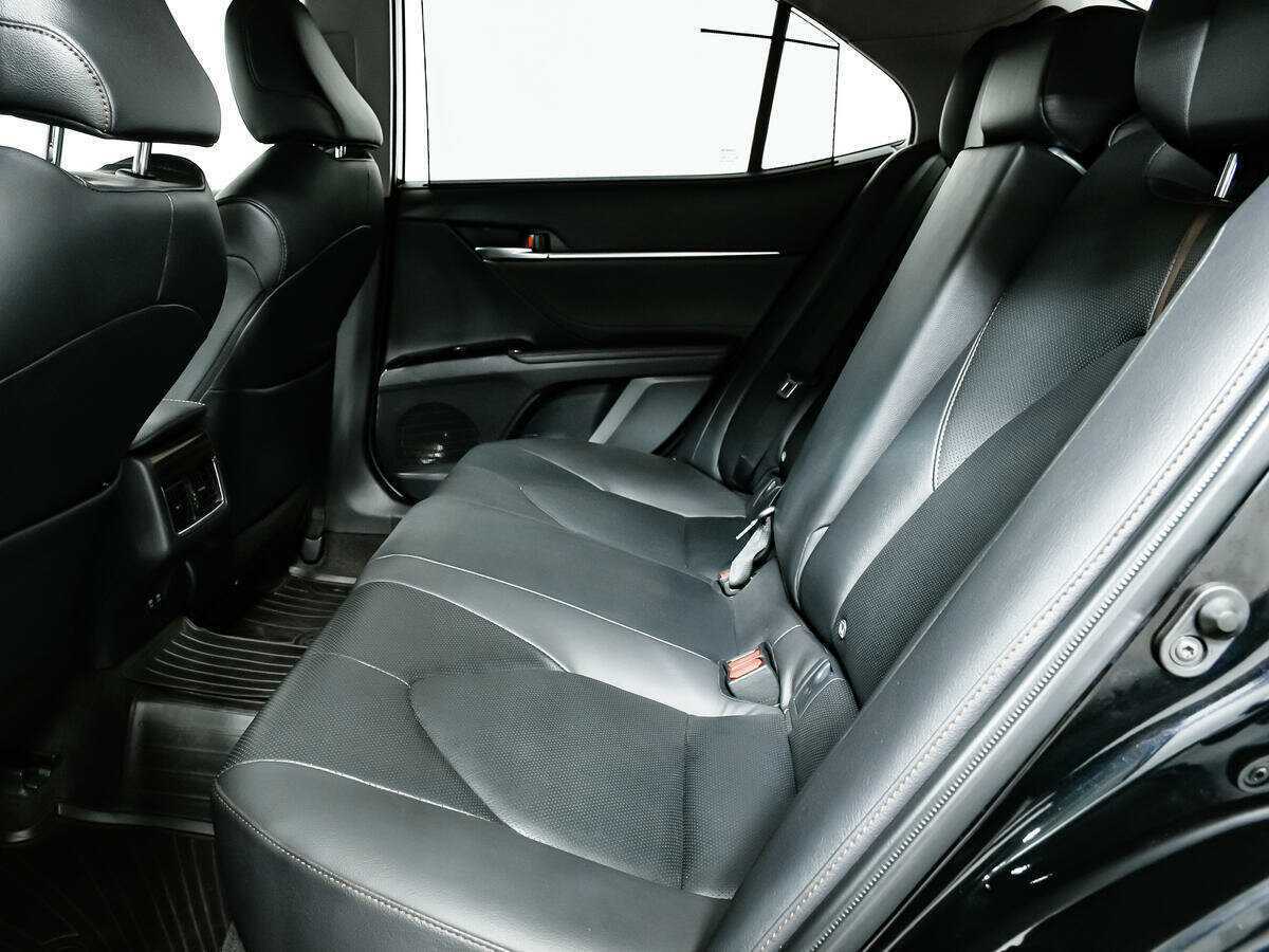 Toyota Camry, 2020 Фото №12