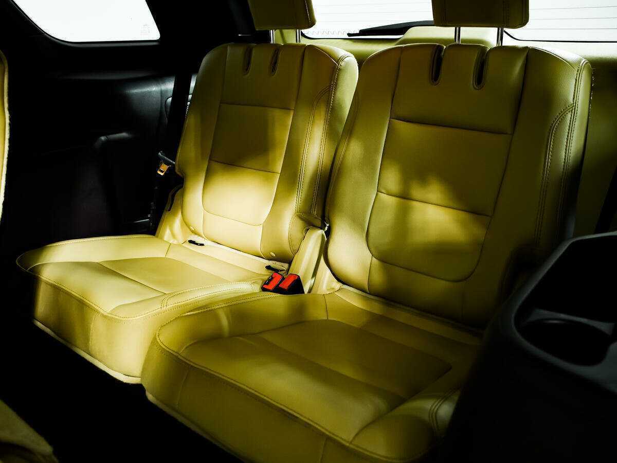 Ford Explorer, 2016 Фото №14