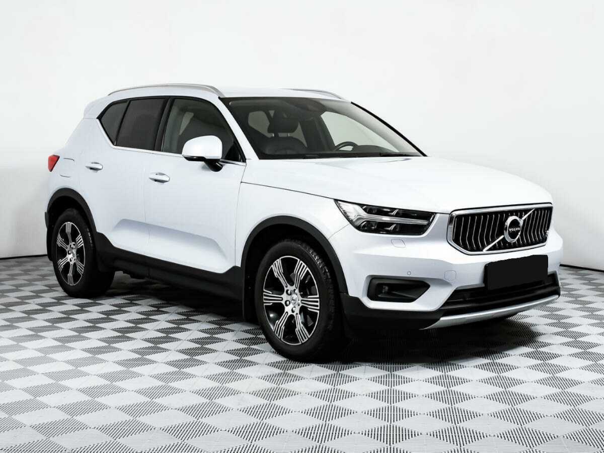 Volvo XC40, 2021 - 81 445 км. | Фото №3