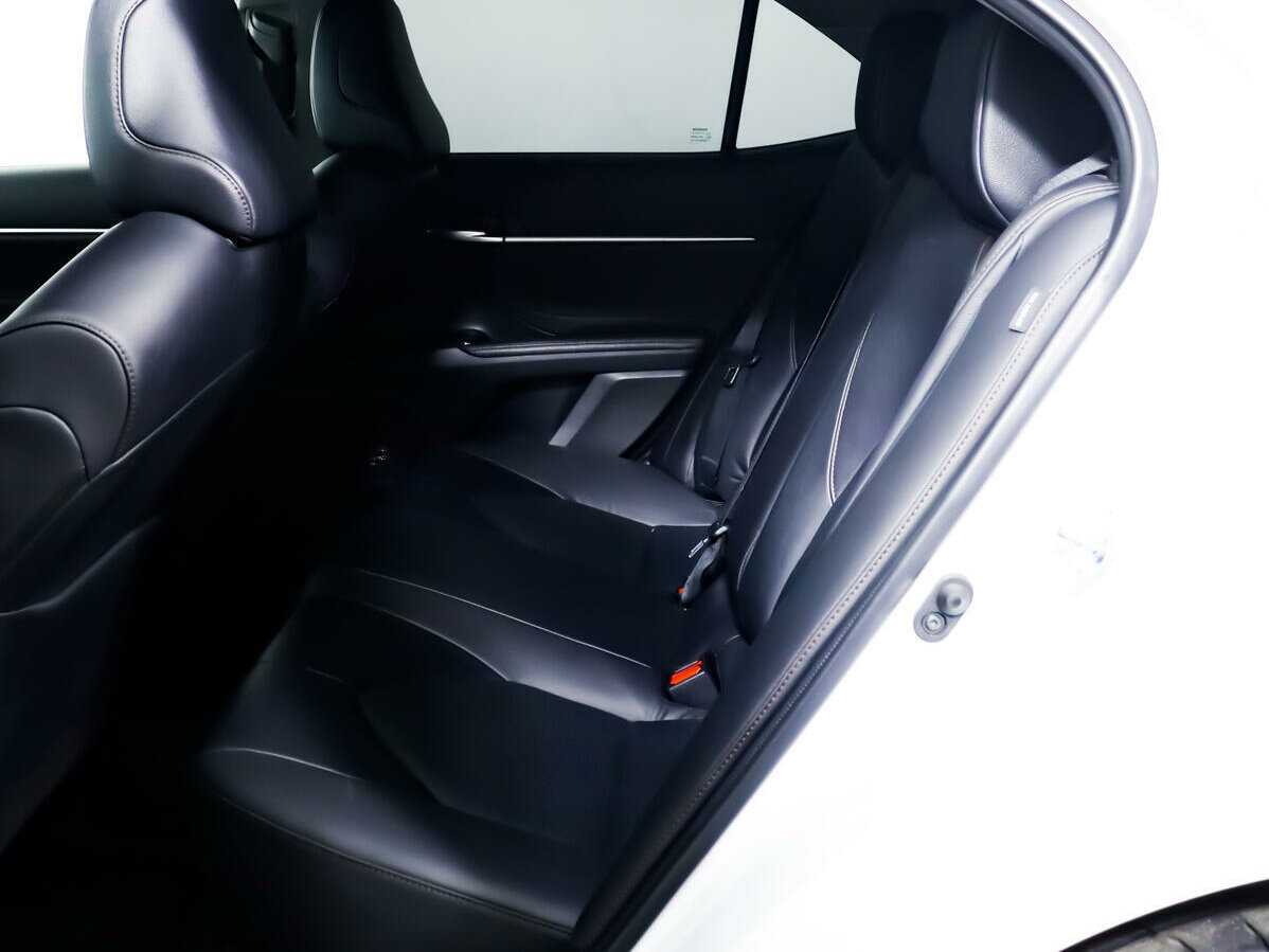 Toyota Camry, 2019 Фото №12