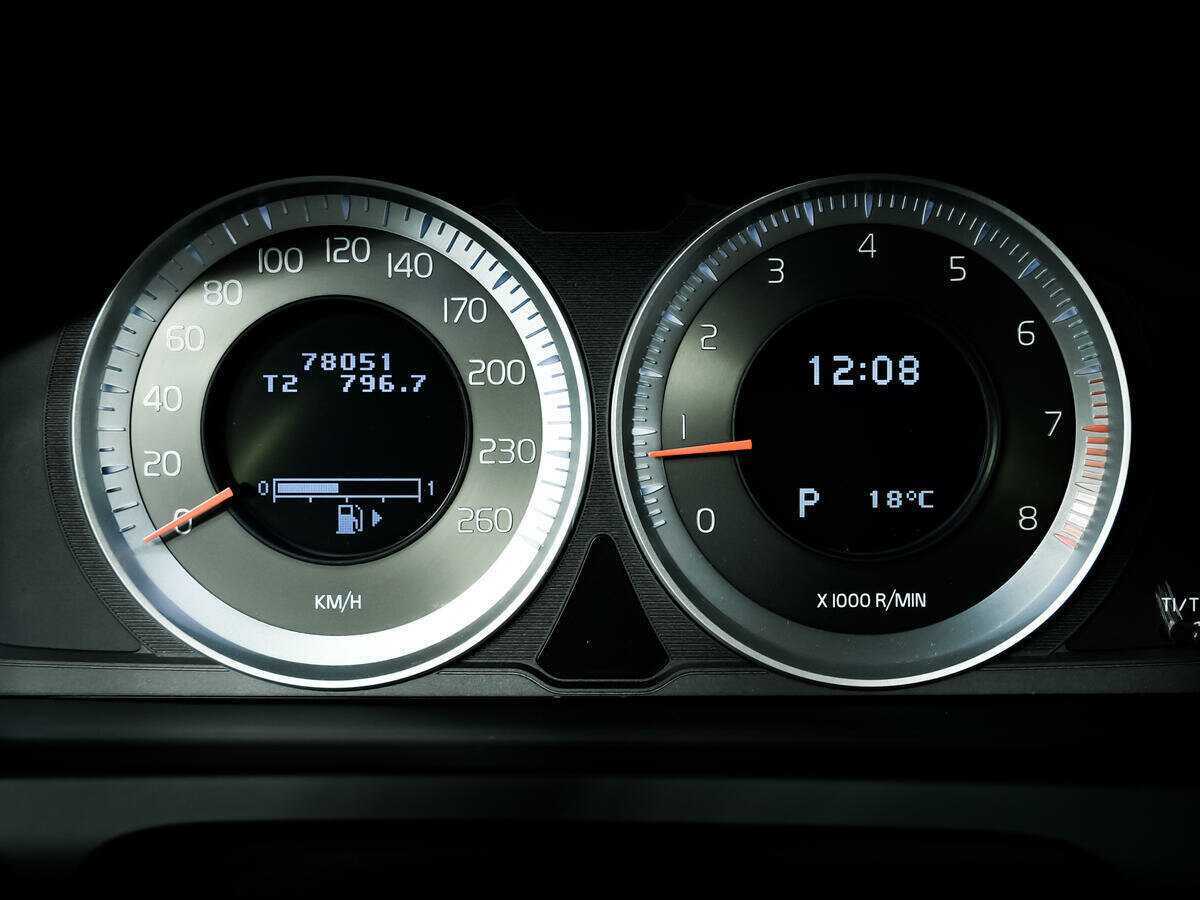 Volvo S60, 2011 Фото №9